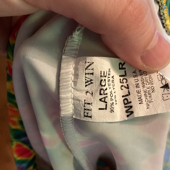 Spandex - Picture 3 of 3